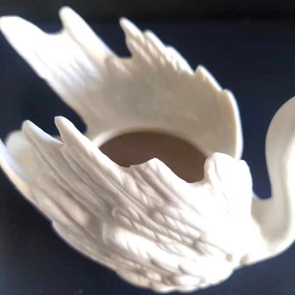 Vintage Goebel Porelain Swans - Rare find - Picture 5 of 9